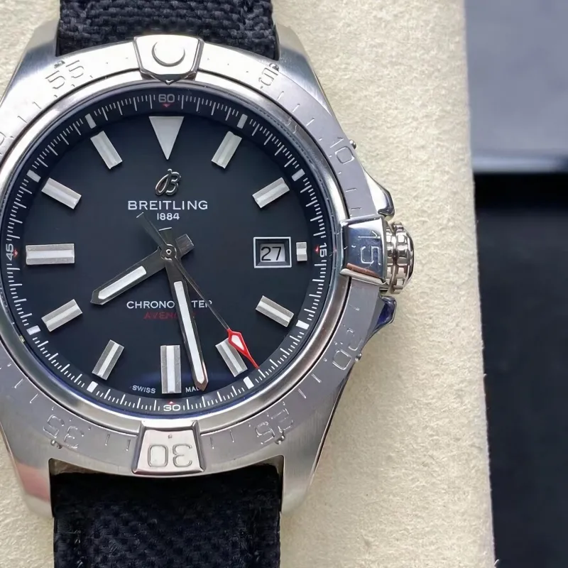 Breitling Avenger A17328101B1X1 Replica - Schwarzes Zifferblatt Geriffelte Luenette