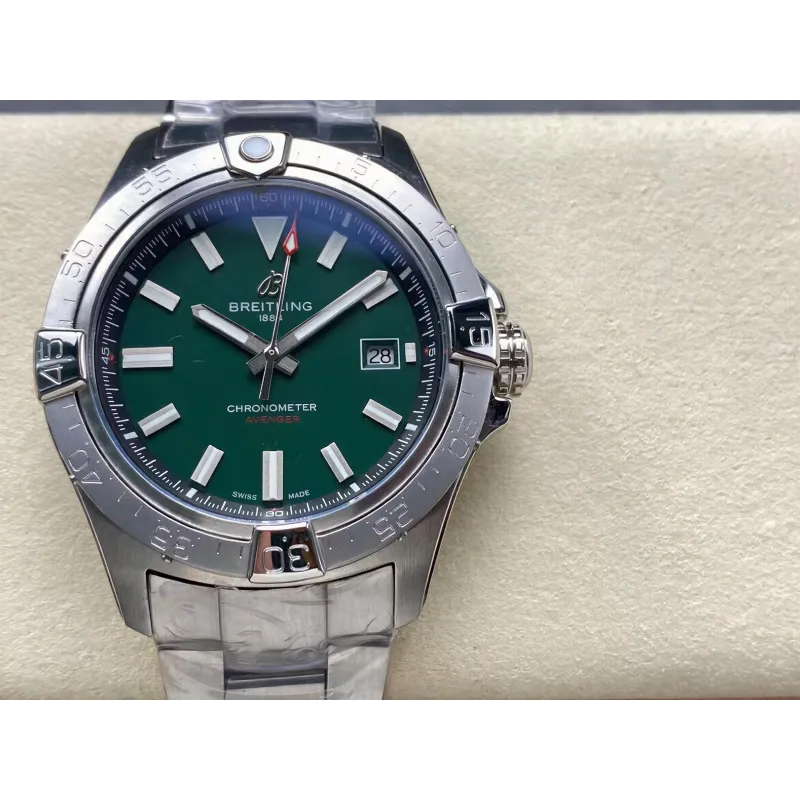 Breitling Avenger A17328101L1A1 Replica - Gruenes Zifferblatt Geriffelte Luenette