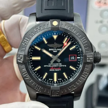 Breitling Avenger V1731010/BD12-155S Replica - Schwarzes Zifferblatt Geriffelte Luenette