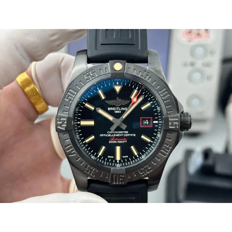 Breitling Avenger V1731010/BD12-155S Replica - Schwarzes Zifferblatt Geriffelte Luenette