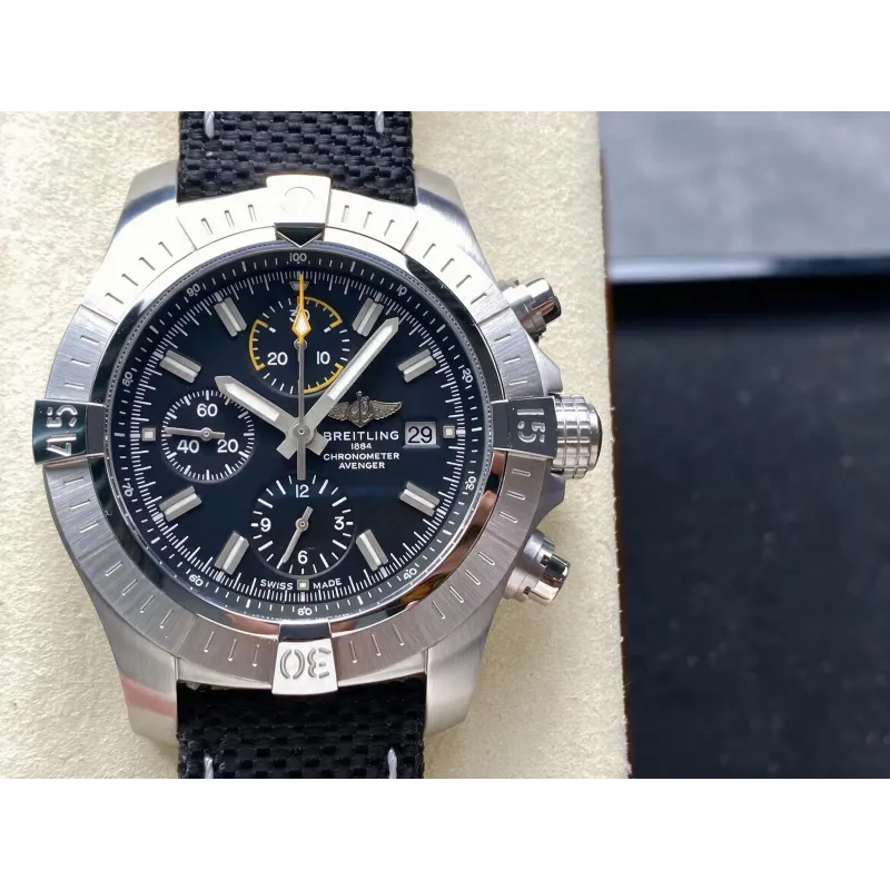 Breitling Avenger A13317101B1X1 Replica - Schwarzes Zifferblatt Edelstahl