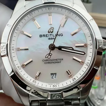 Breitling Chronomat Damen A10380101A4A1 Replica - Perlmutt-Zifferblatt Geriffelte Luenette