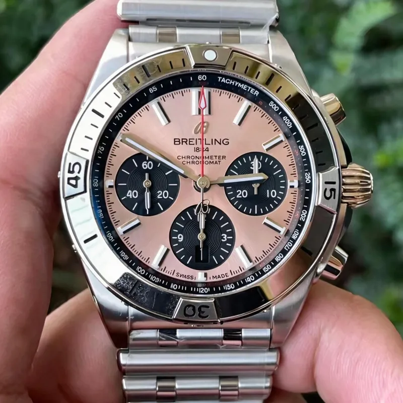 Breitling Chronomat AB0134101K1A1 Replica - Beige Geriffelte Luenette