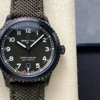 Breitling Navitimer 8 Automatic 41 Curtiss Warhawk 173152A1L1X1 Replica - Gruenes Zifferblatt