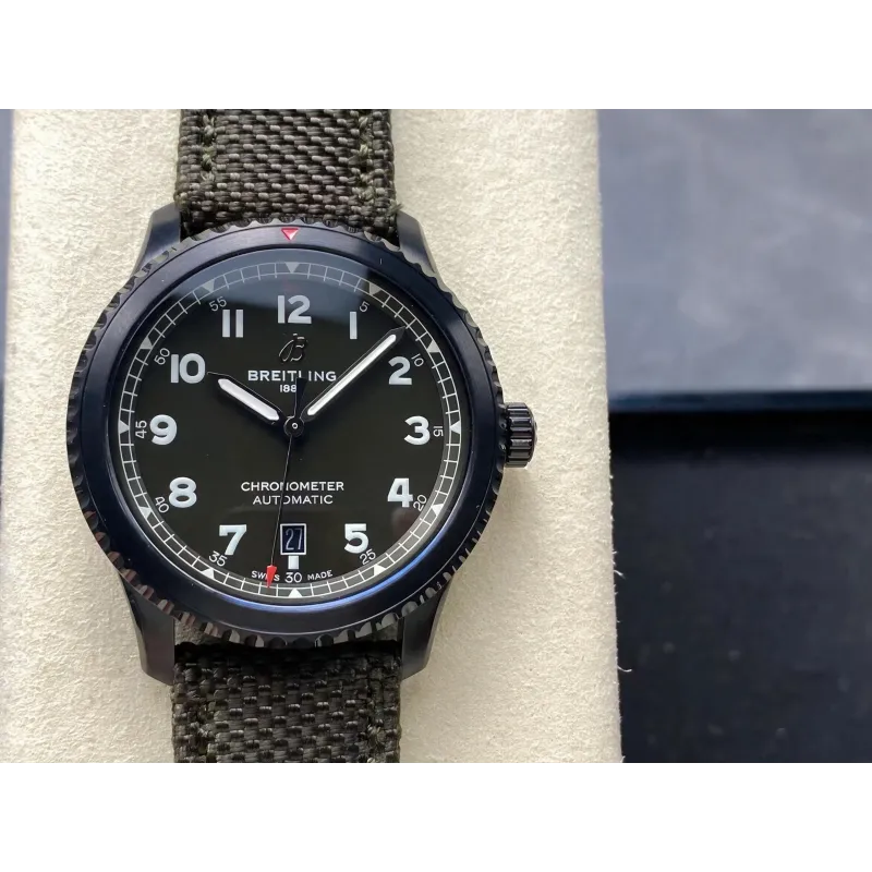 Breitling Navitimer 8 Automatic 41 Curtiss Warhawk 173152A1L1X1 Replica - Gruenes Zifferblatt