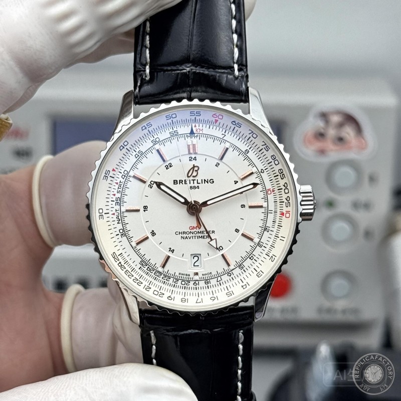 Breitling Navitimer A32310211G1P1 Replica - Silbernes Zifferblatt Geriffelte Luenette