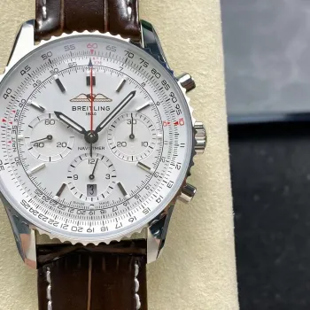 Breitling Navitimer AB0139211G1P1 Replica - Silbernes Zifferblatt Geriffelte Luenette