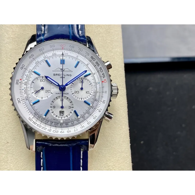 Breitling Navitimer AB0139A71G1P1 Replica - Silbernes Zifferblatt Geriffelte Luenette
