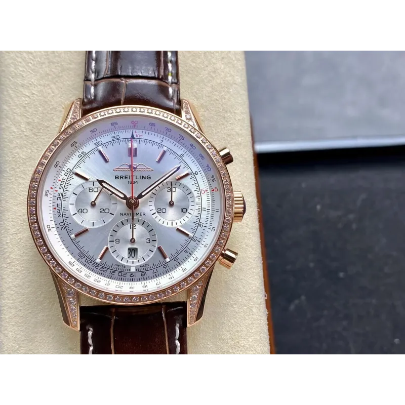 Breitling Navitimer RB0139631G1P1 Replica - Silbernes Zifferblatt Geriffelte Luenette