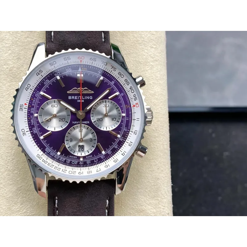 Breitling Navitimer AB01385C1Q1A1 Replica - Violettes Zifferblatt Geriffelte Luenette
