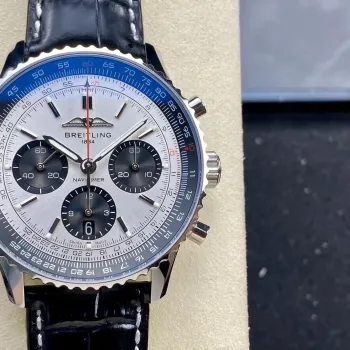 Breitling Navitimer AB0138241G1P1 Replica - Graues Zifferblatt Geriffelte Luenette