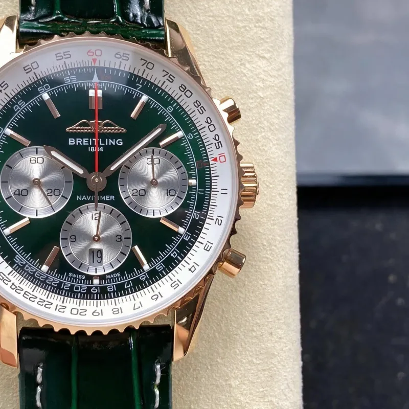 Breitling Navitimer RB01384A1L1P1 Replica - Gruenes Zifferblatt Geriffelte Luenette