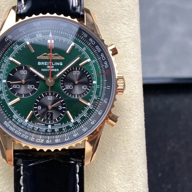 Breitling Navitimer RB0137241L1P1 Replica - Gruenes Zifferblatt Geriffelte Luenette