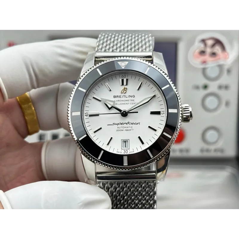 Breitling Superocean Heritage AB202012/G828/152A Replica - Silbernes Zifferblatt Milanaise-Armband
