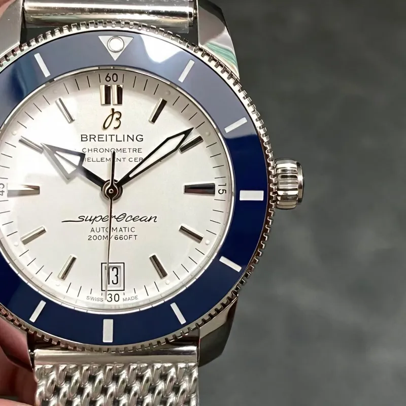Breitling Superocean Heritage II 42 AB201016/G827-154A Replica - Silbernes Zifferblatt
