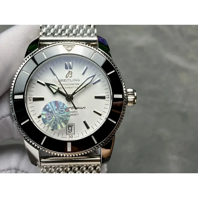 Breitling Superocean Heritage II B20 Automatic 42 AB201012/G827-154A Replica - Silbernes Zifferblatt
