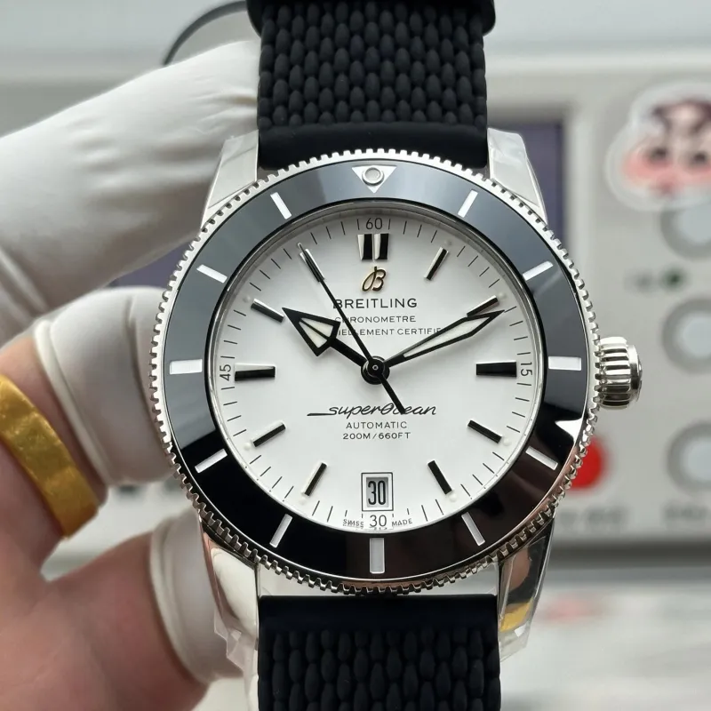 Breitling Superocean Heritage AB201012 Replica - Silbernes Zifferblatt Milanaise-Armband