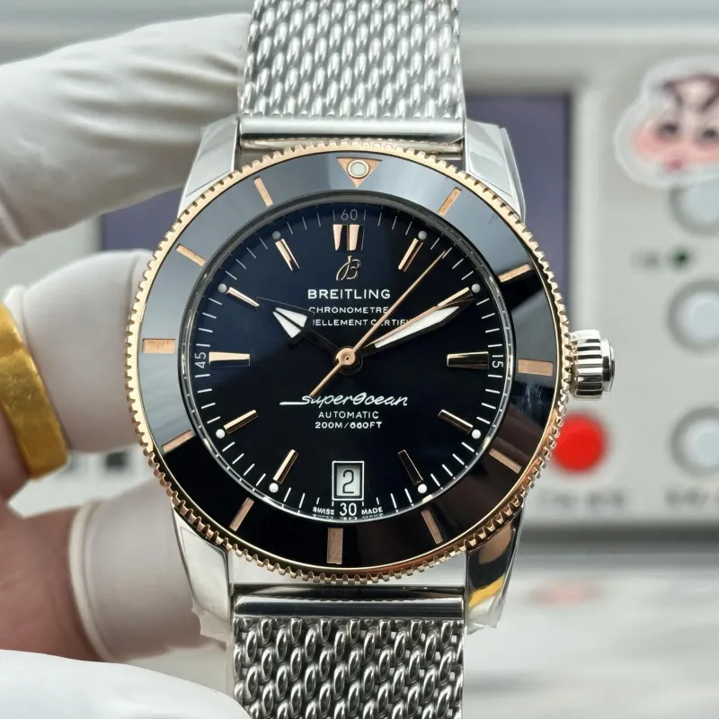 Breitling Superocean Heritage UB2010121B1A1 Replica - Schwarzes Zifferblatt Milanaise-Armband
