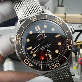 Omega Seamaster No Time To Die 210.90.42.20.01.001 Replica - Braunes Zifferblatt Geriffelte Luenette