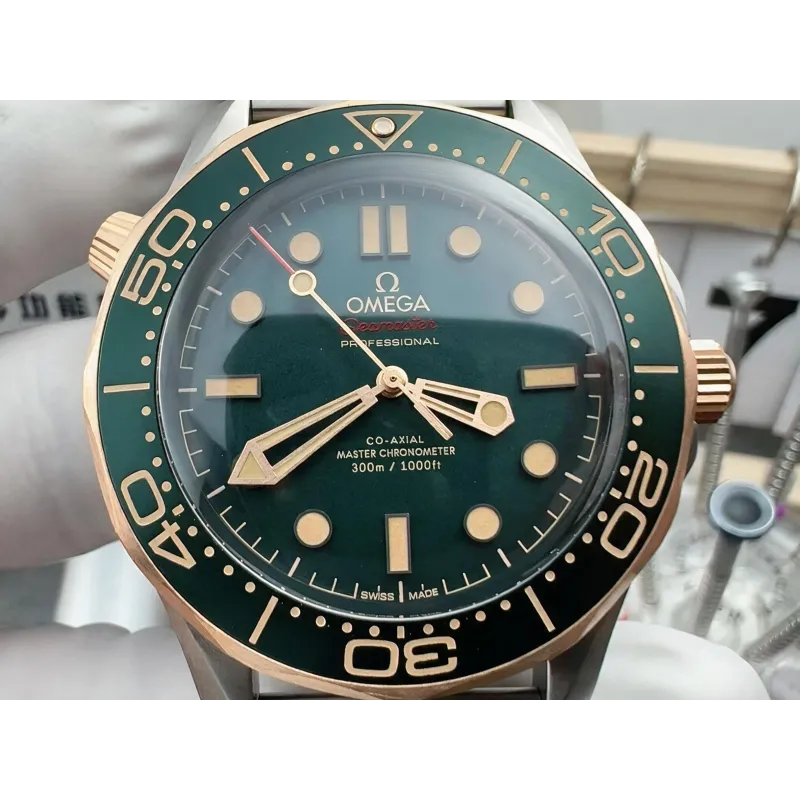 Omega Seamaster 210.92.42.20.10.001 Replica - Gruenes Zifferblatt Geriffelte Luenette