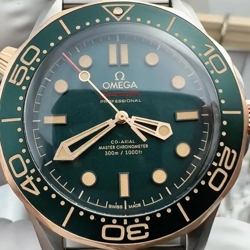 Omega Seamaster 210.92.42.20.10.001 Replica - Gruenes Zifferblatt Geriffelte Luenette