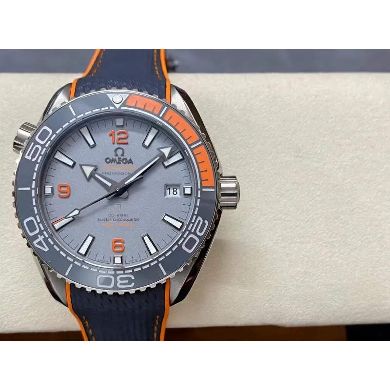 Omega Seamaster Planet Ocean 600M 215.92.44.21.99.001 Replica - Graues Zifferblatt Titan