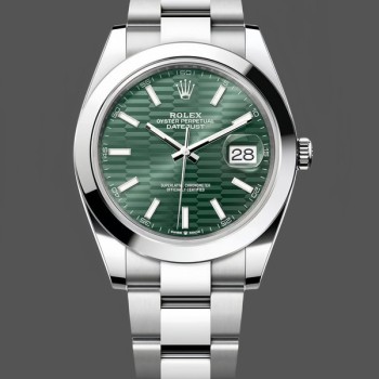Replica Rolex Datejust 41mm Steel Oyster Bracelet Smooth Bezel 126300 0021