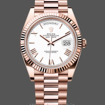 Replica Rolex Day-Date 228235 White Roman Numeral Dial Fluted Bezel 40mm Herren Replica Uhr