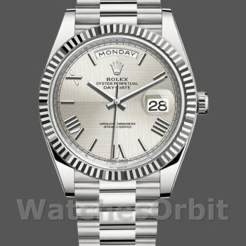 Replica Rolex Day-Date 228239 Silver Quadrant Motif Roman Dial Fluted Bezel 40mm Herren Replica Uhr