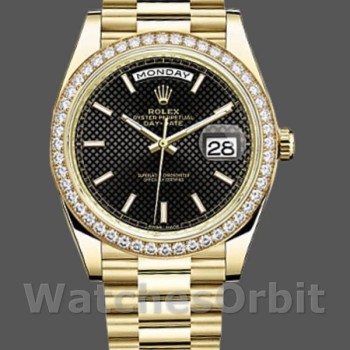 Replica Rolex Day-Date 228348RBR Black Diagonal Motif Dial Diamond Bezel 40mm Herren Replica Uhr