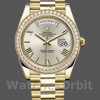 Replica Rolex Day-Date 228348RBR Silver Roman Dial Diamond Bezel 40mm Herren Replica Uhr
