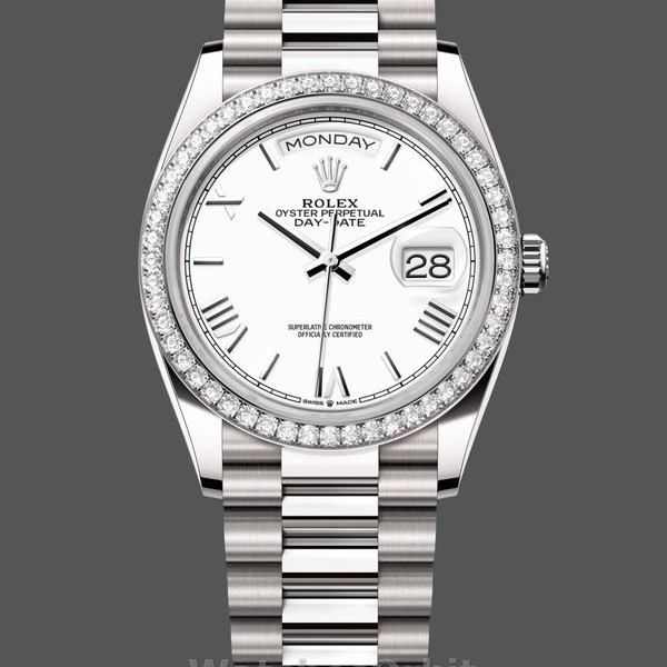 Replica Rolex Day Date 36 Weißgold Diamant Lünette Weißes Zifferblatt m128399tbr 0019 Elegantes Design
