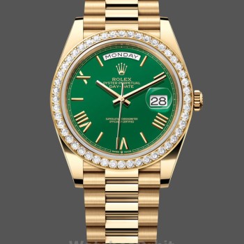 Replica Rolex Day Date 40 18K Gelbgold Grün Zifferblatt Diamant Lünette M228348RBR 0040 Herrenuhr
