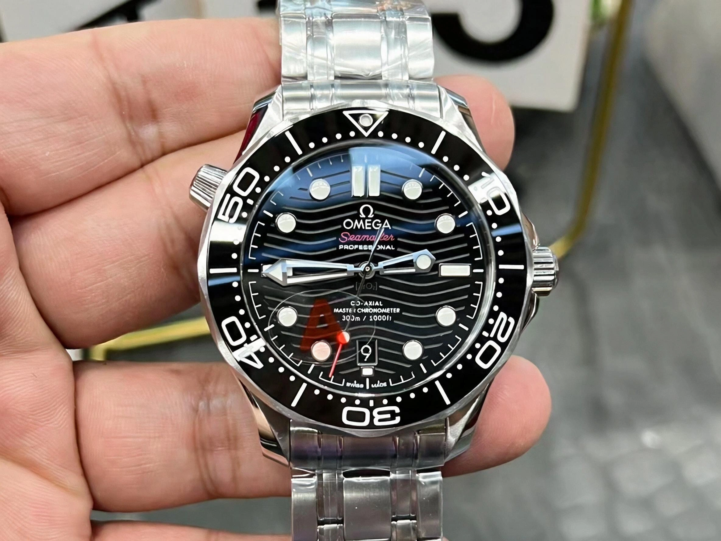 Omega Seamaster Diver 300M schwarze Keramik 210.30.42.20.01.001 Replica