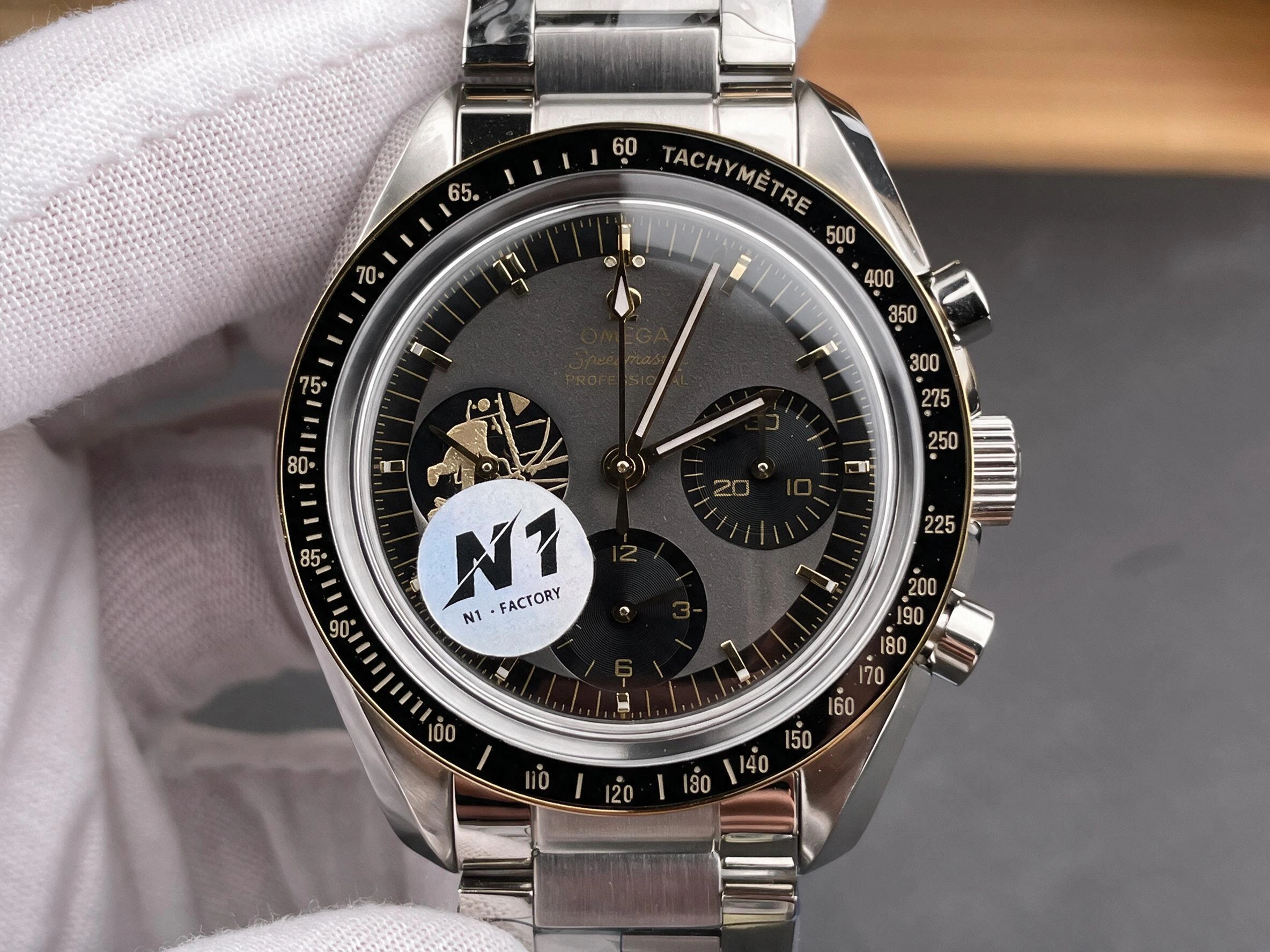 Omega Speedmaster Apollo 11 50th Anniversary 310.20.42.50.01.001